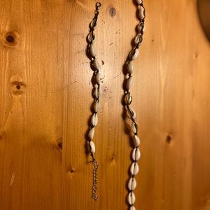 Shell choker and anklet